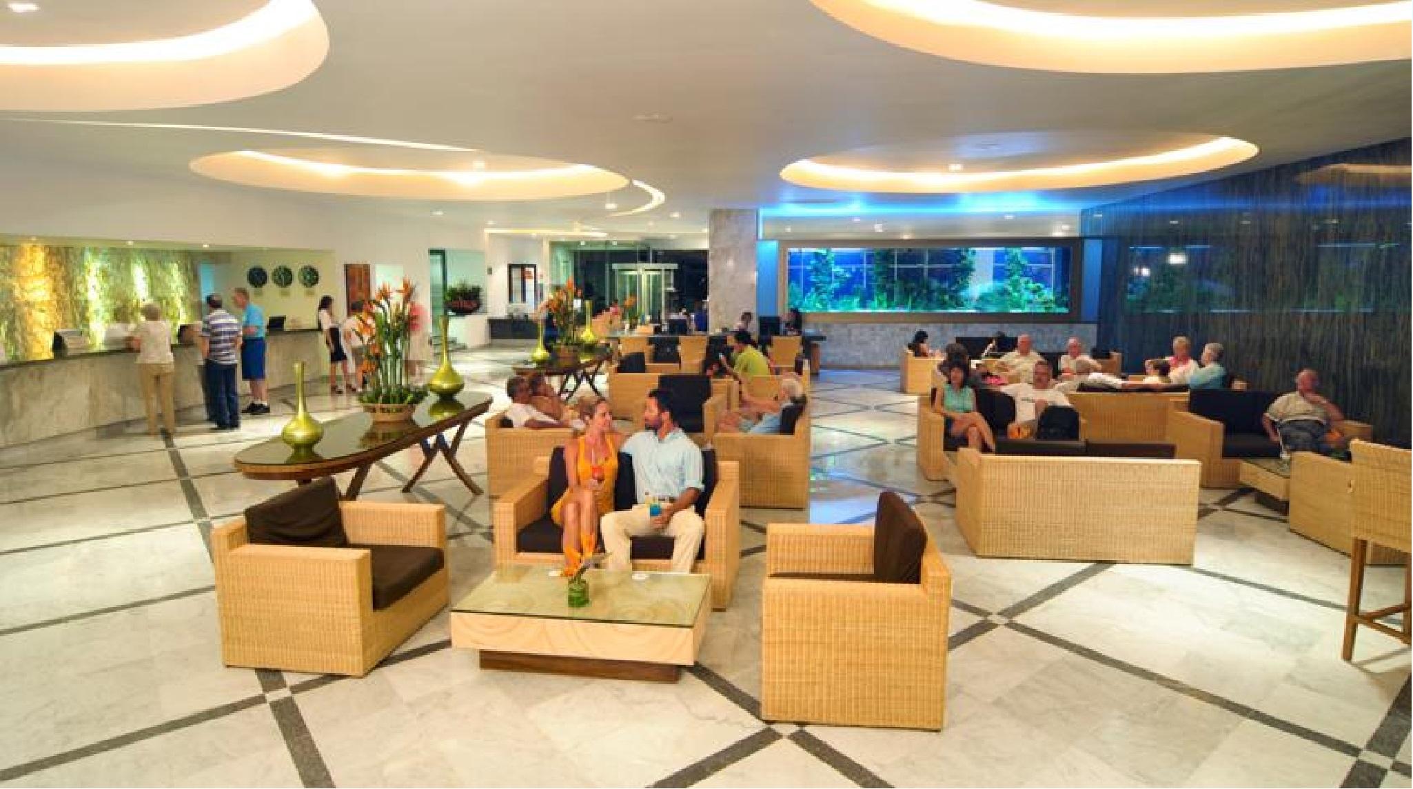 Sunset Royal Hotell Cancún Exteriör bild