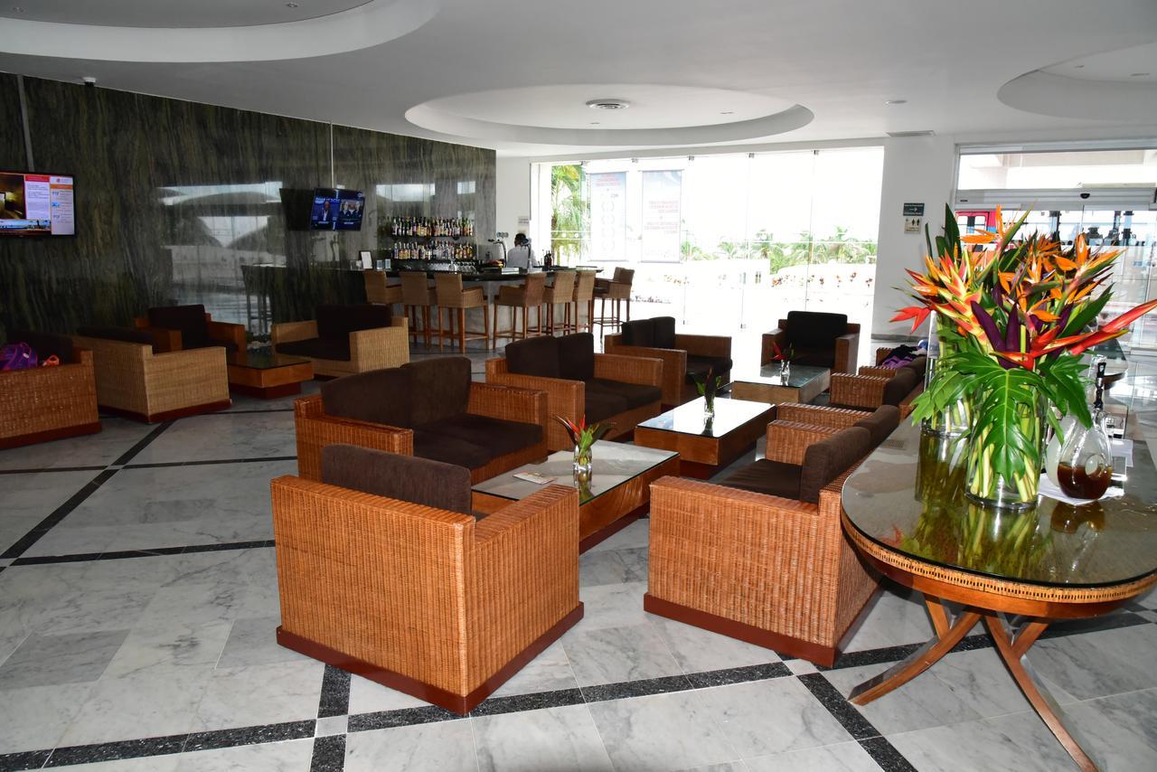 Sunset Royal Hotell Cancún Exteriör bild