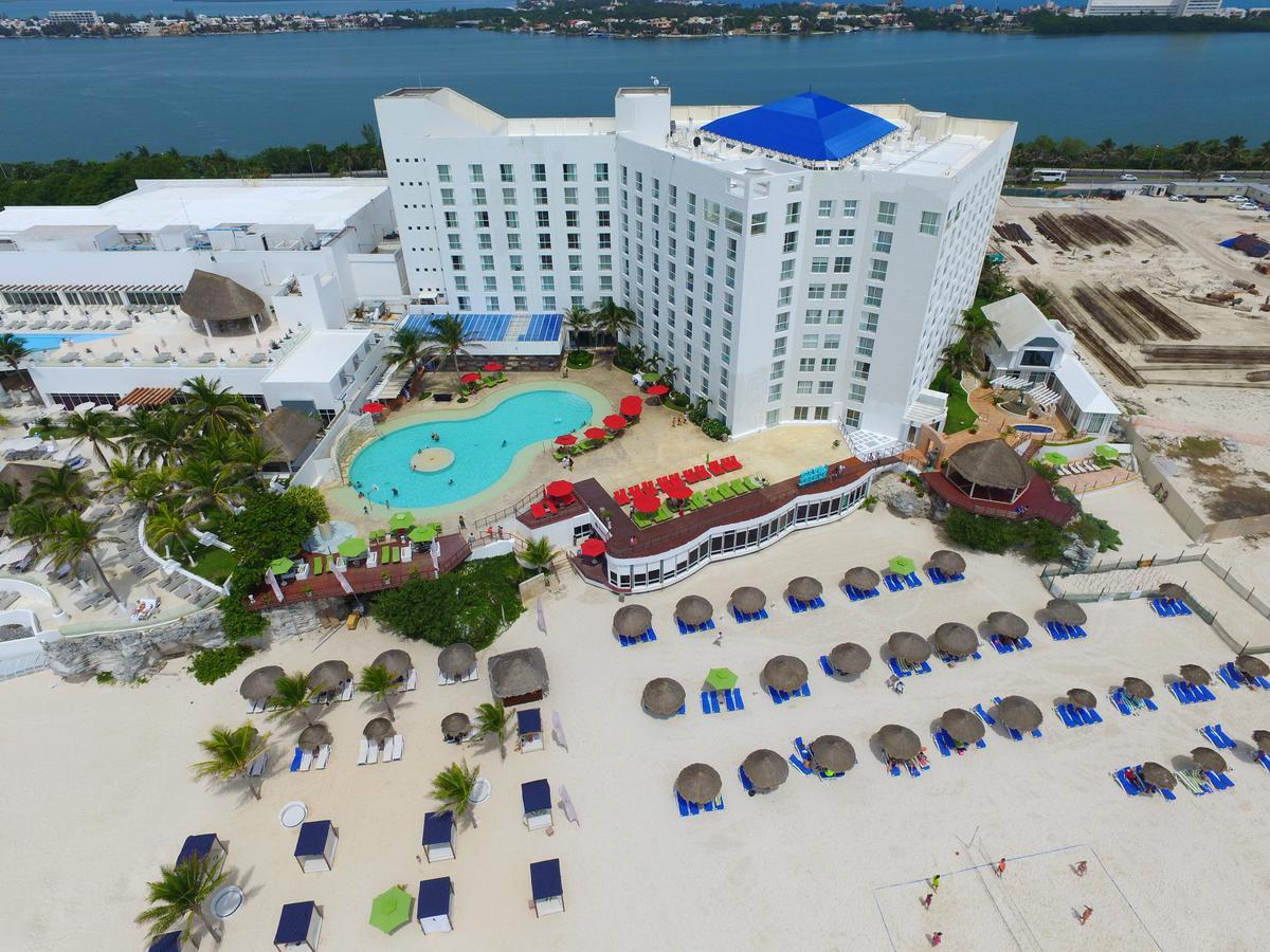 Sunset Royal Hotell Cancún Exteriör bild